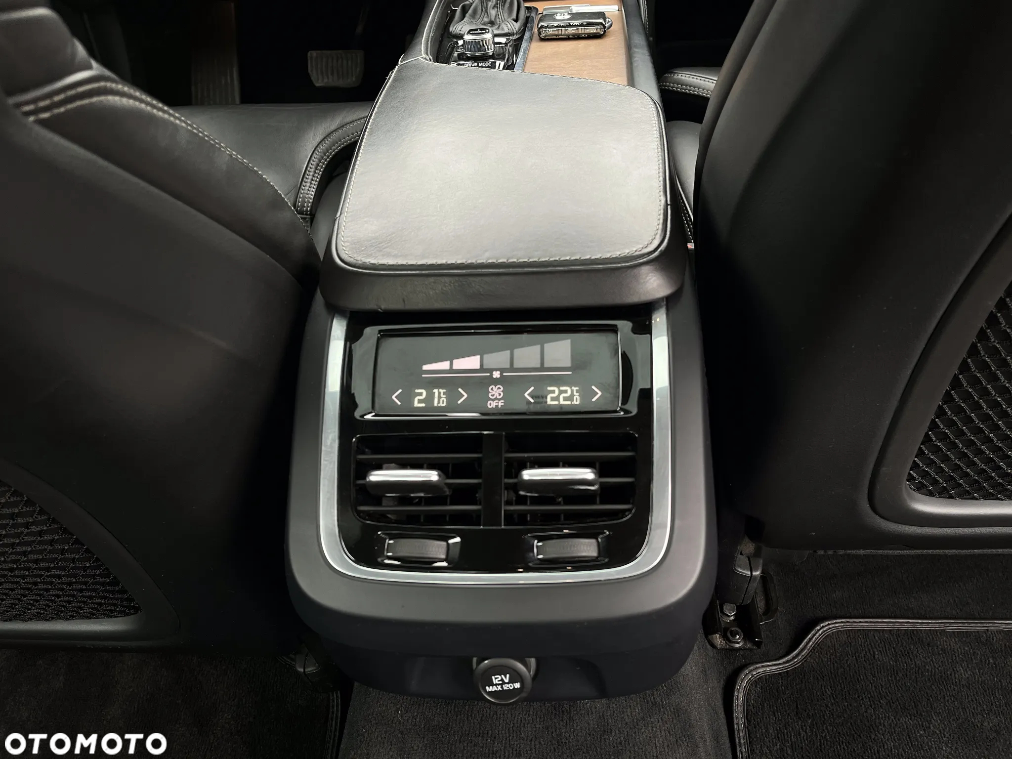 Volvo S90 D4 Inscription - 24