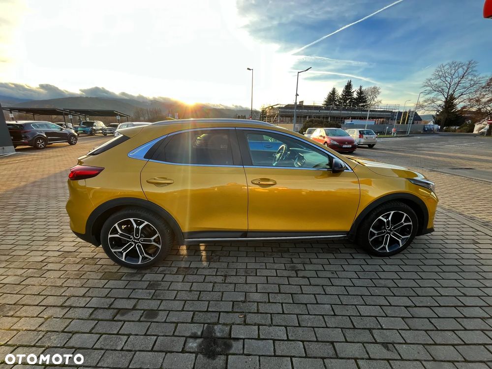 Kia XCeed 1.5 T-GDI Prestige Line DCT - 3