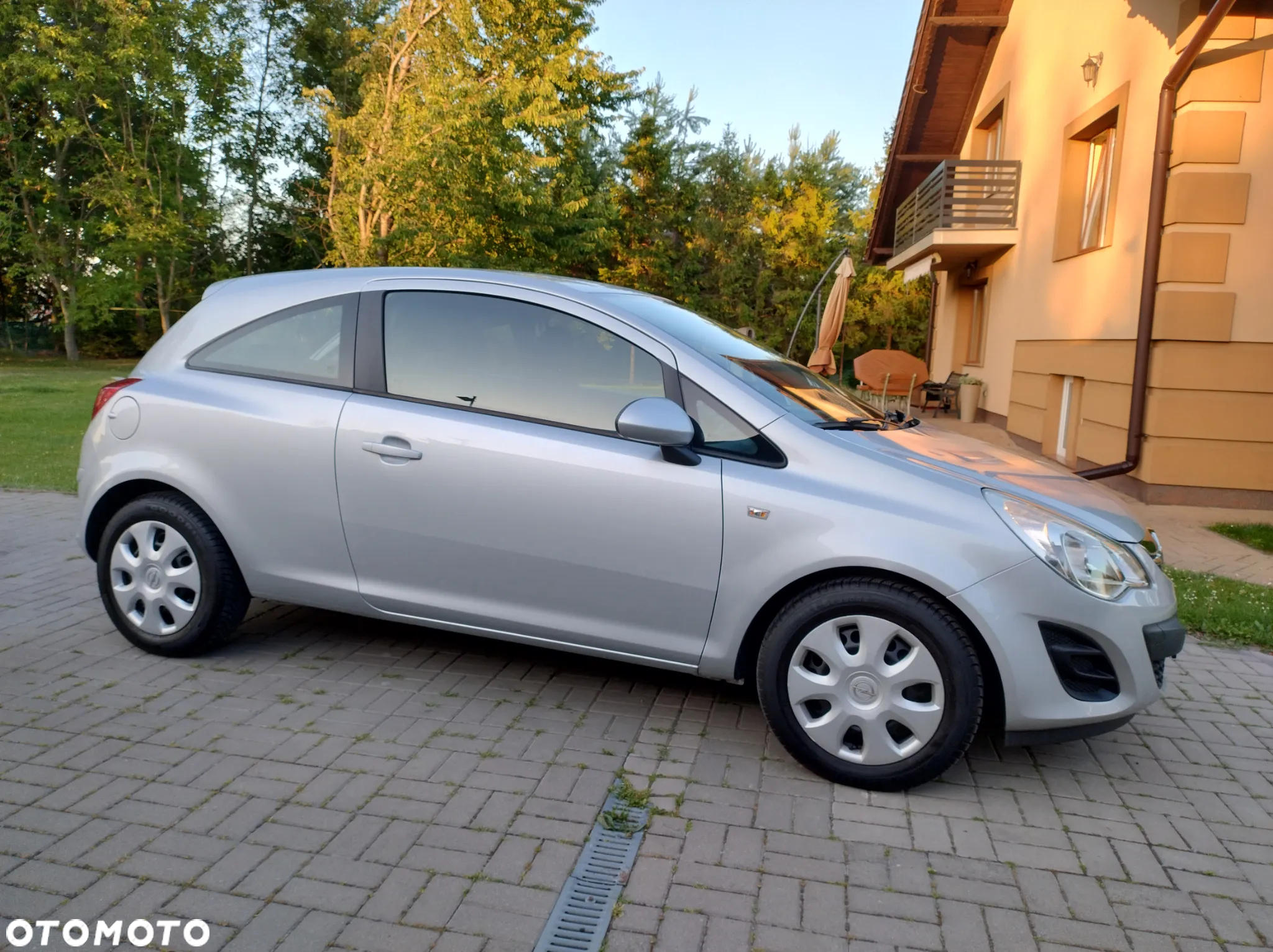 Opel Corsa 1.2 16V Enjoy - 13