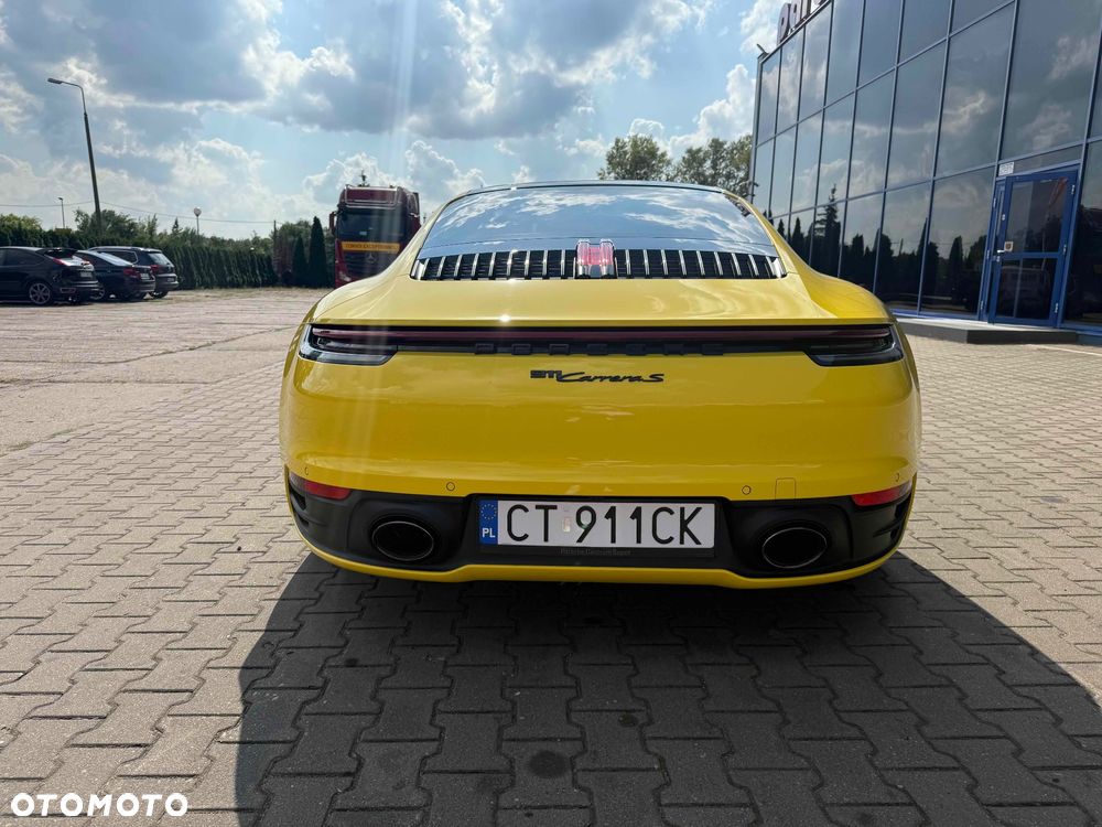 Porsche 911 Carrera S - 4