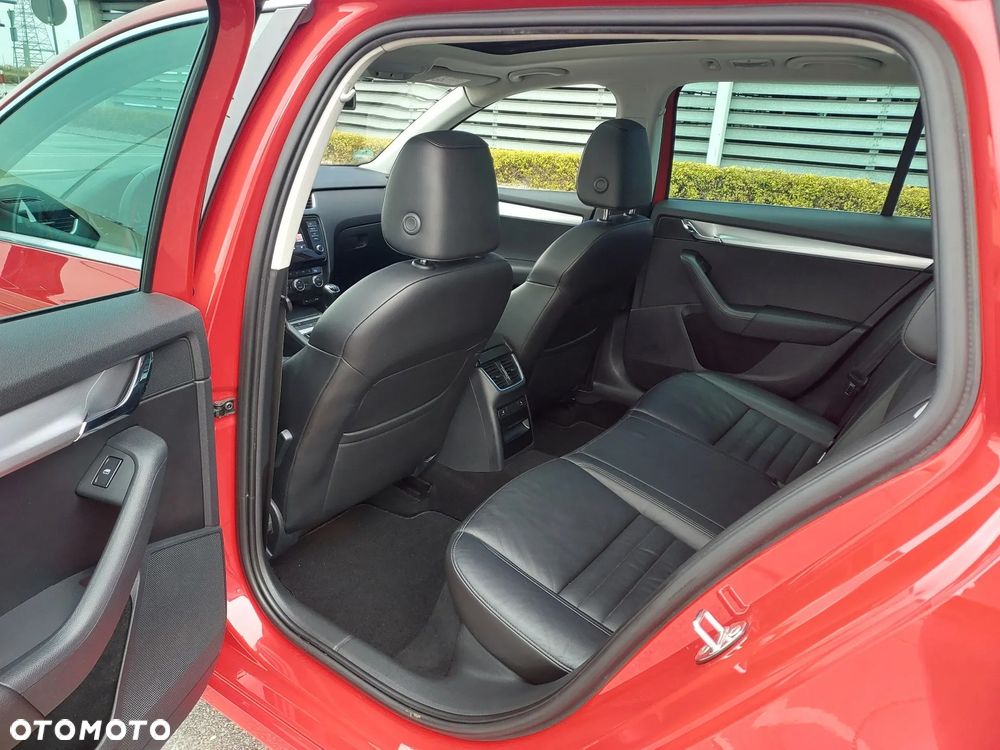 Skoda Octavia 2.0 TDI Elegance - 21