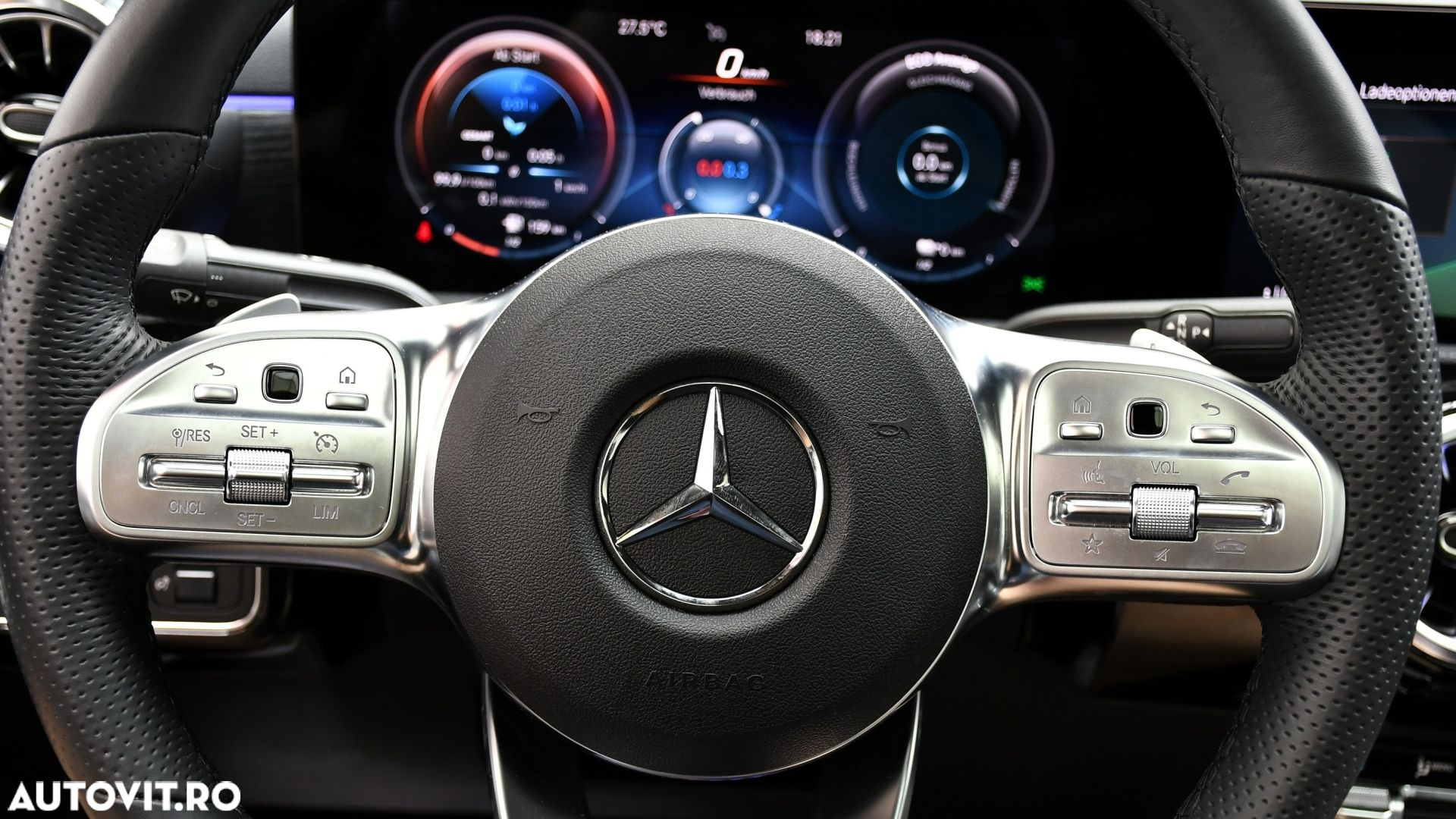 Mercedes-Benz CLA 250 e 8G-DCT AMG Line - 28