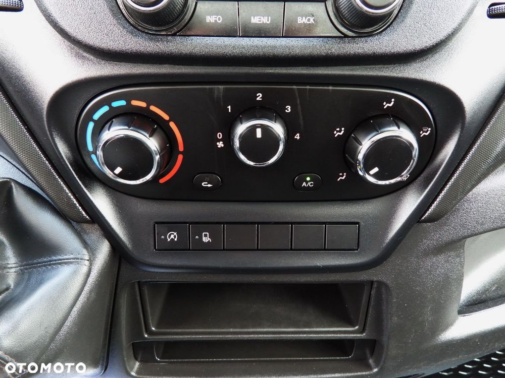 Iveco DAILY 35C14 TEMPOMAT BLIŹNIACZE KOŁA KLIMATYZACJA  140KM - 37