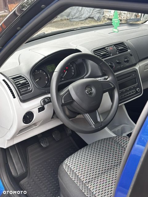 Skoda Fabia 1.4 16V Active Plus - 6
