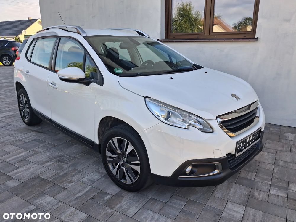 Peugeot 2008 1.6 VTi Active - 1