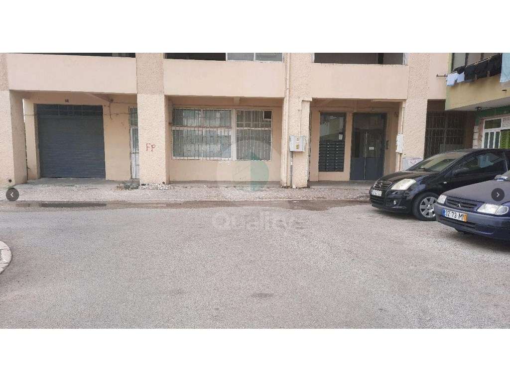 Arrendamento de Espaço Comercial no Centro do Barreiro - Grande imagem: 2/37