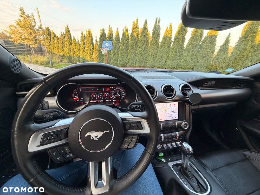 Ford Mustang 5.0 V8 GT - 12