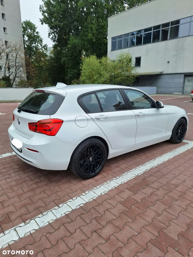 BMW Seria 1 118i Sport Line Shadow - 5