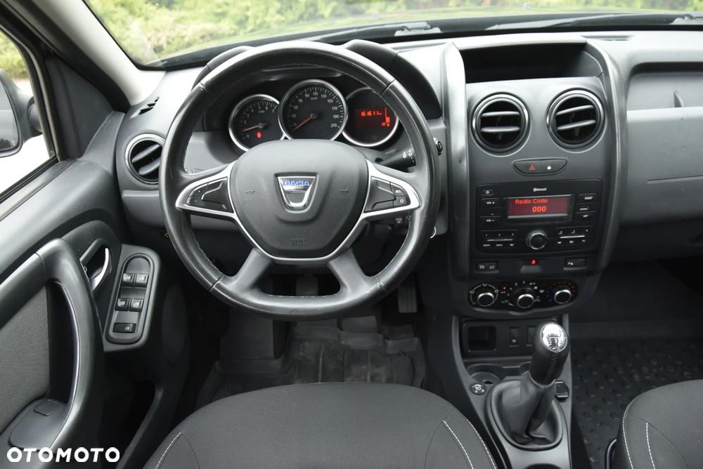 Dacia Duster 1.6 SCe Access S&S - 19