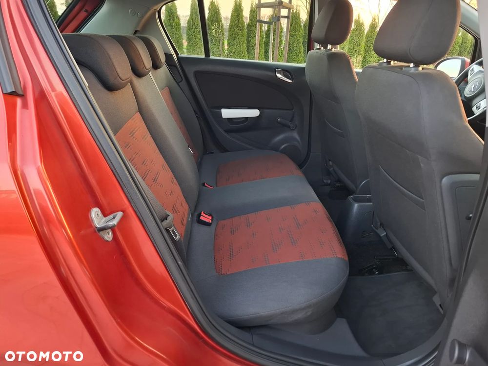 Opel Corsa 1.4 16V Satellite - 38