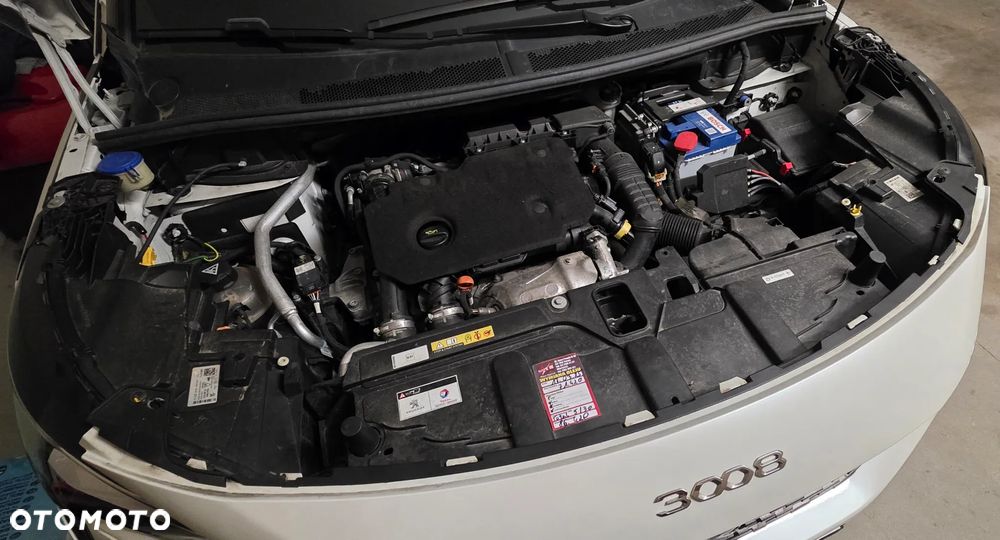 Peugeot 3008 1.5 BlueHDi Allure Pack S&S EAT8 - 11