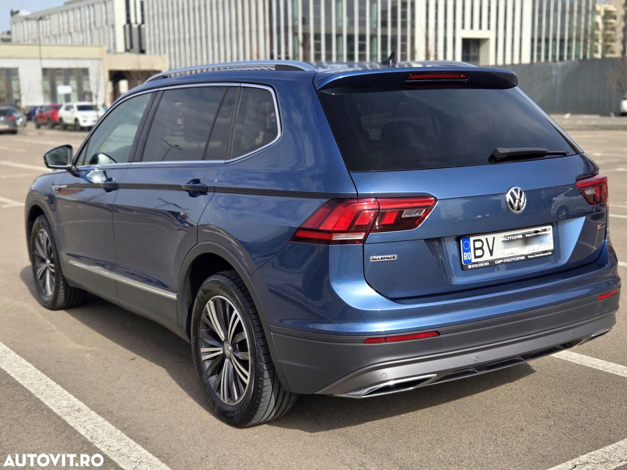 Volkswagen Tiguan 2.0 TDI 4Mot DSG Highline - 3