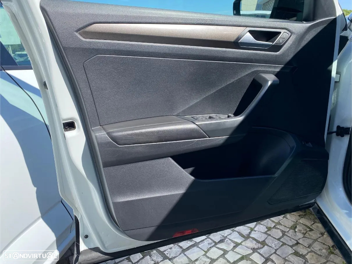 VW T-Roc 1.0 TSI OPF UNITED - 18