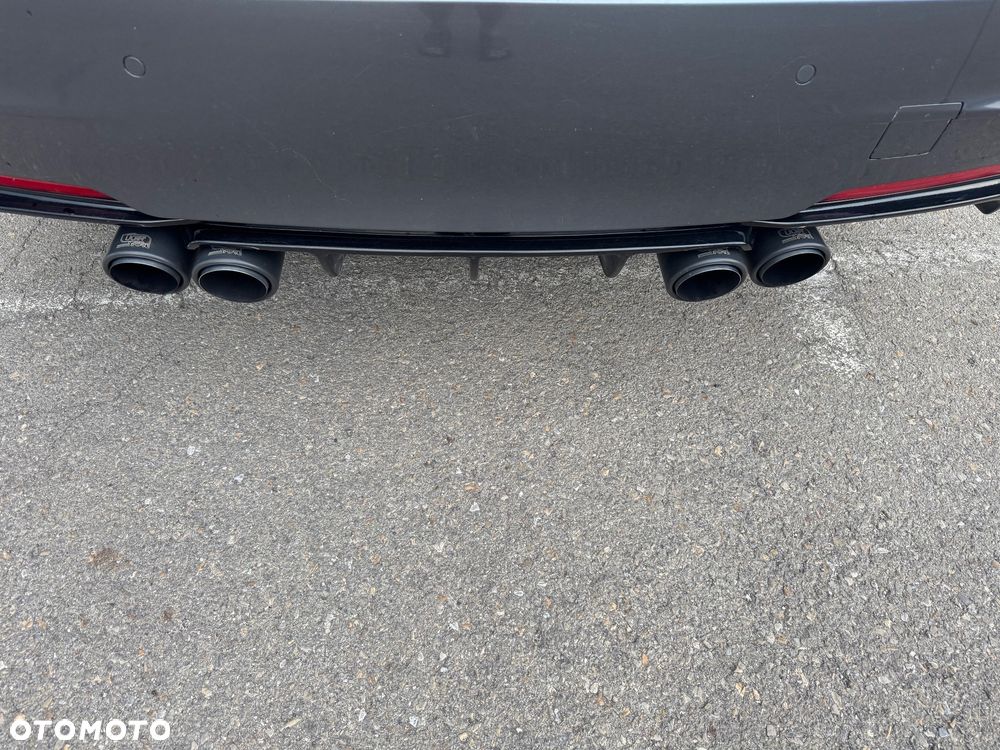 BMW Seria 3 335i Sport Line - 7