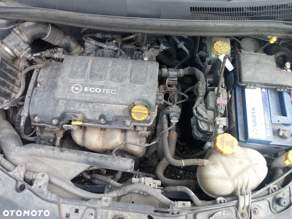Opel Corsa 1.2 16V Graphite - 2