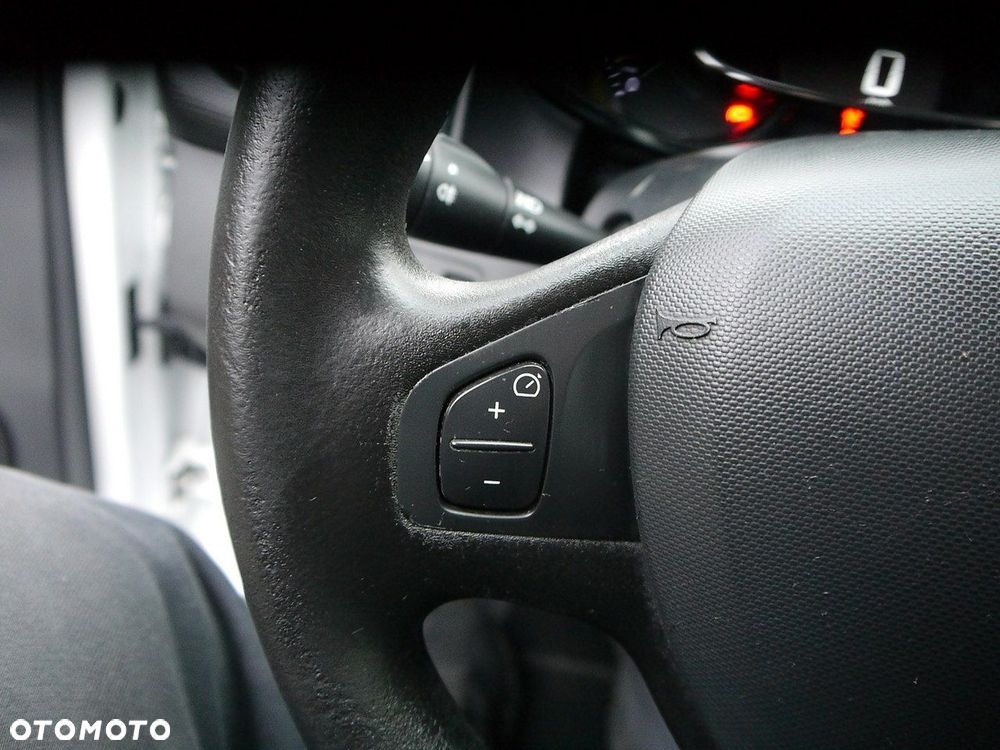 Renault Clio 1.2 16V Alize EU6 - 29