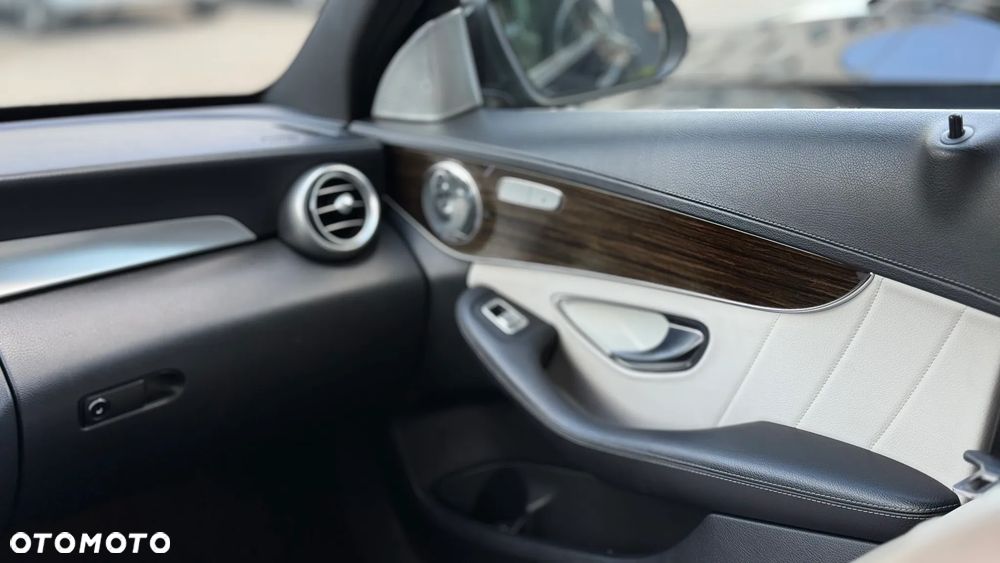 Mercedes-Benz Klasa C 220 CDI DPF Automatik - 11