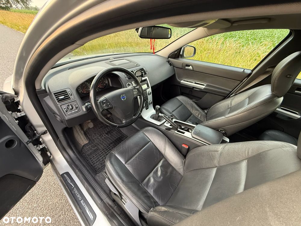 Volvo S40 1.6D DRIVe Momentum Start-Stop - 9