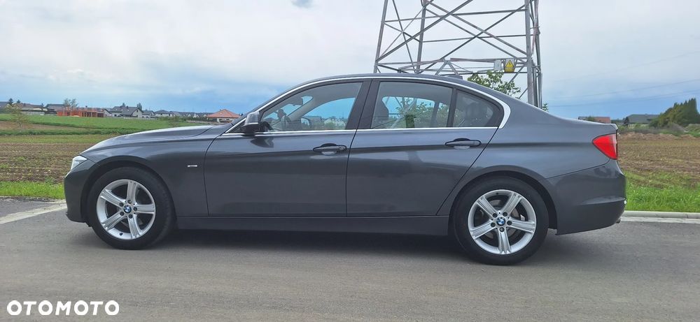 BMW Seria 3 318d Modern Line - 7