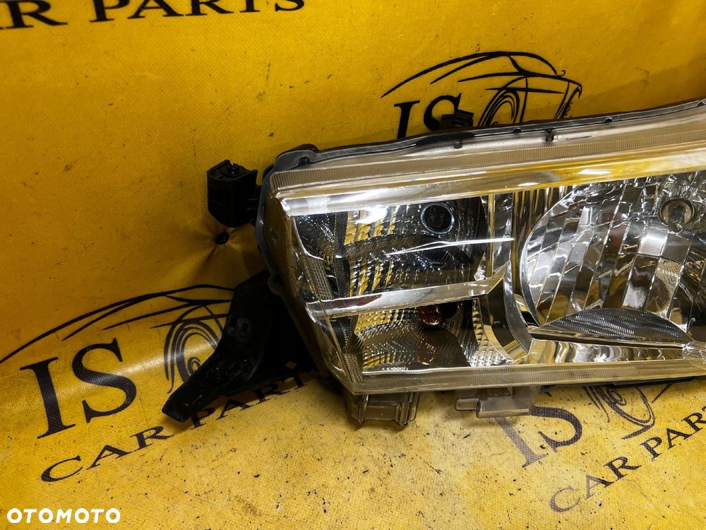 LAMPA REFLEKTOR PRZÓD PRZEDNIA LEWY LEWA TOYOTA HILUX VIII 2020 - 3