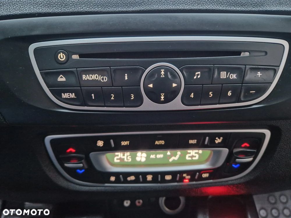 Renault Scenic TCe 130 Dynamique - 21