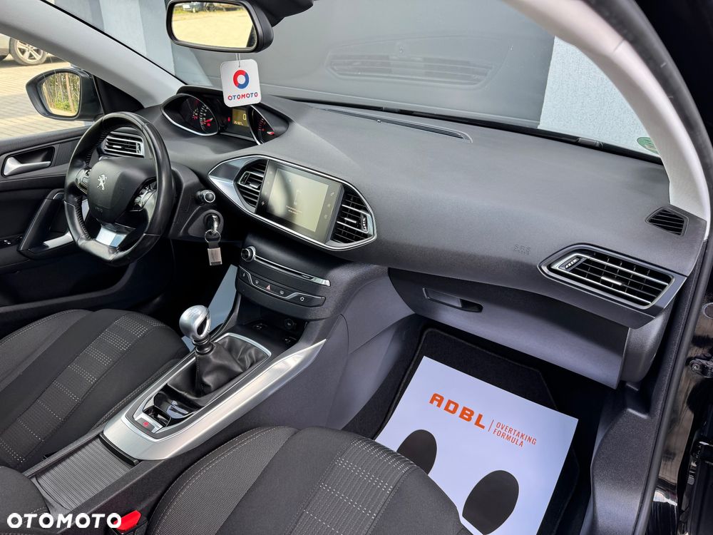 Peugeot 308 2.0 HDi Allure - 20