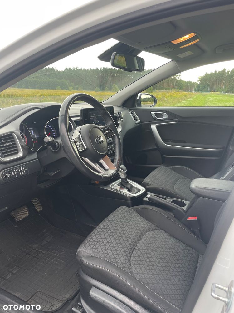 Kia XCeed 1.5 T-GDI Business Line DCT - 9