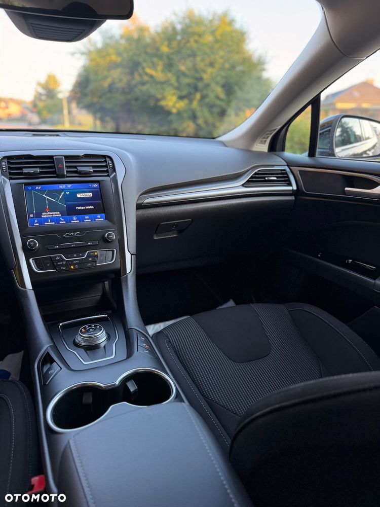 Ford Mondeo - 24