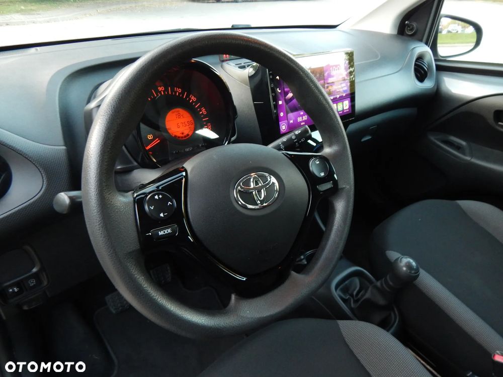 Toyota Aygo x-clusive Style Selection - 18