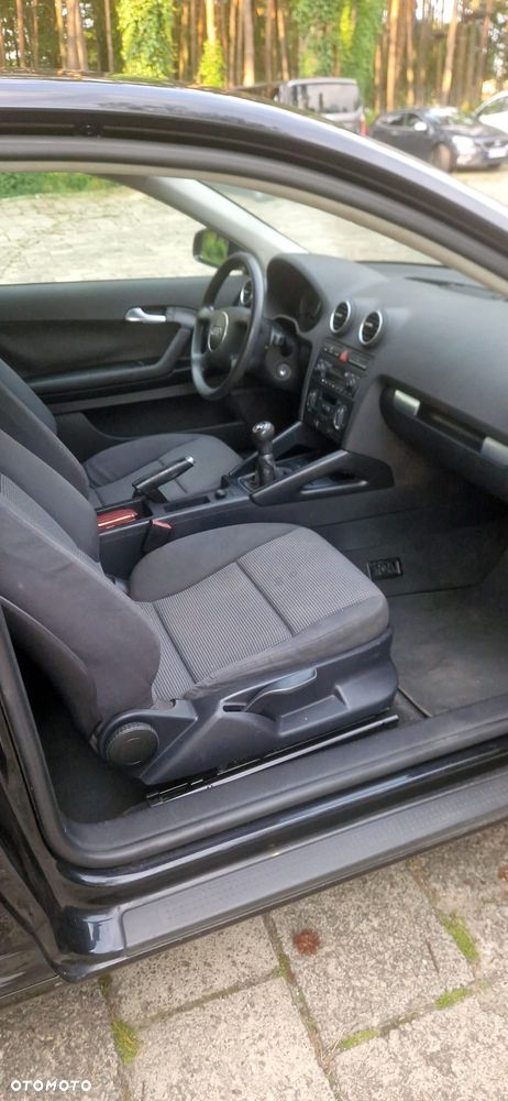 Audi A3 3-drzwiowe 1.6 Ambiente - 10