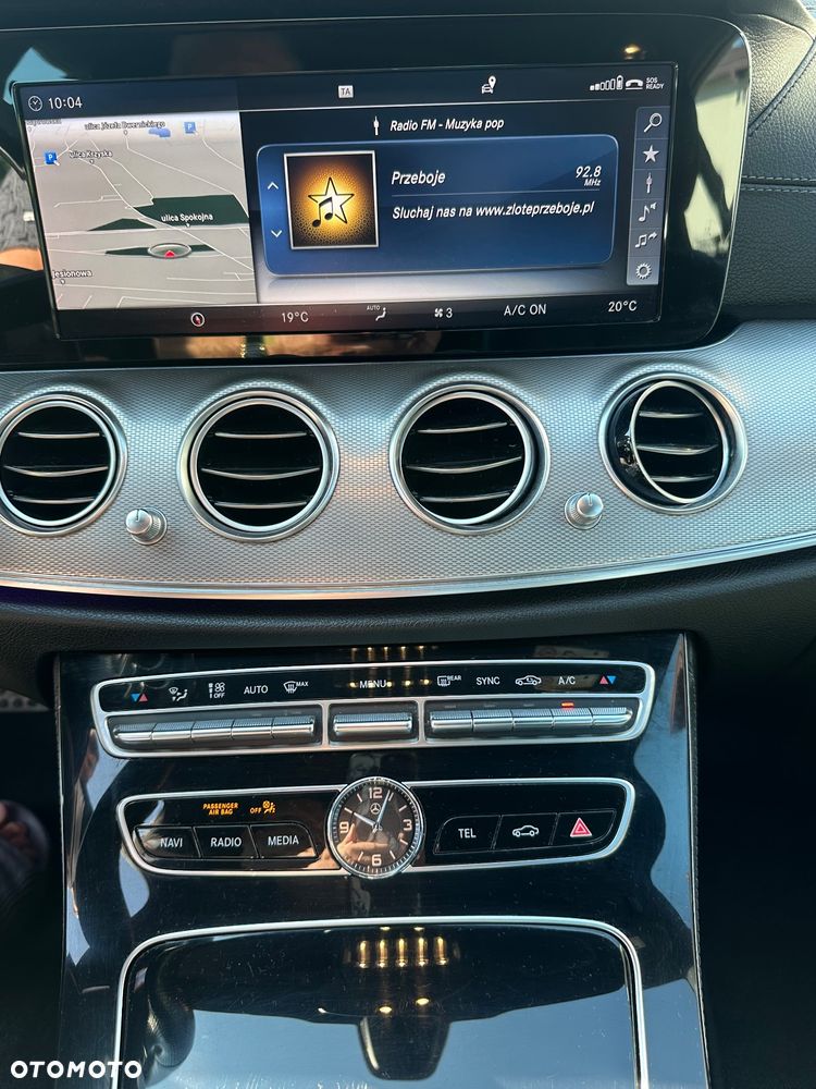 Mercedes-Benz Klasa E 220 d 4-Matic 9G-TRONIC - 10