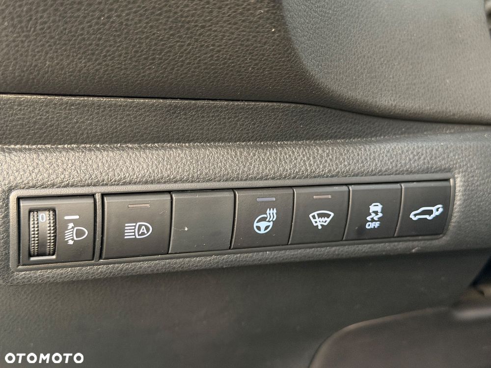 Toyota Corolla 2.0 Hybrid GR Sport - 28