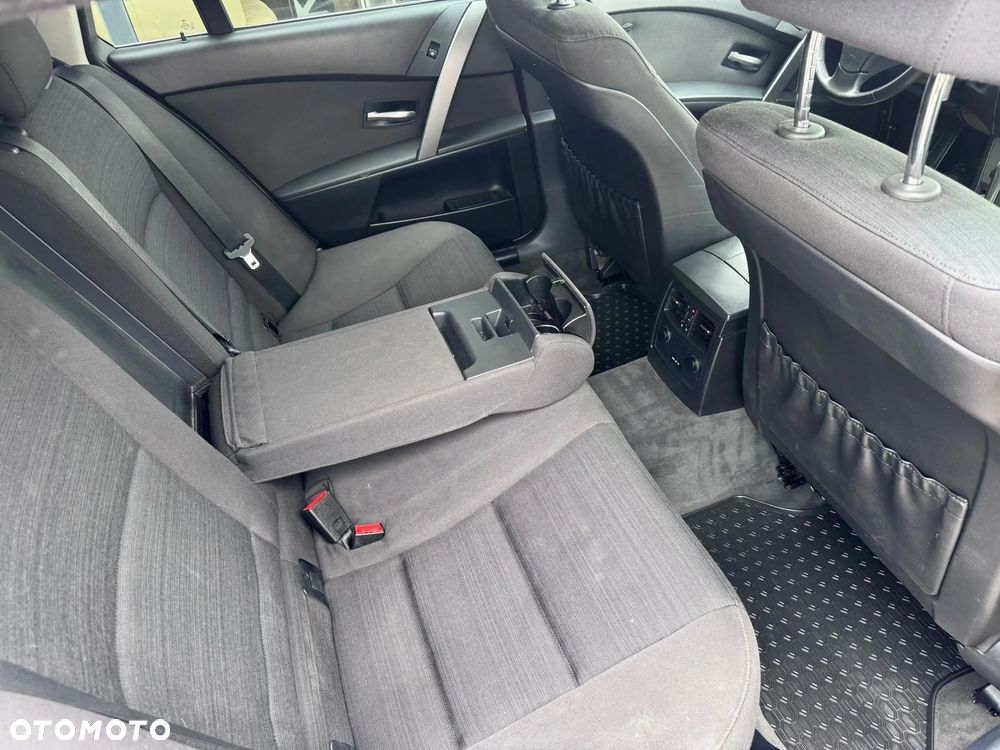 BMW Seria 5 520d - 4