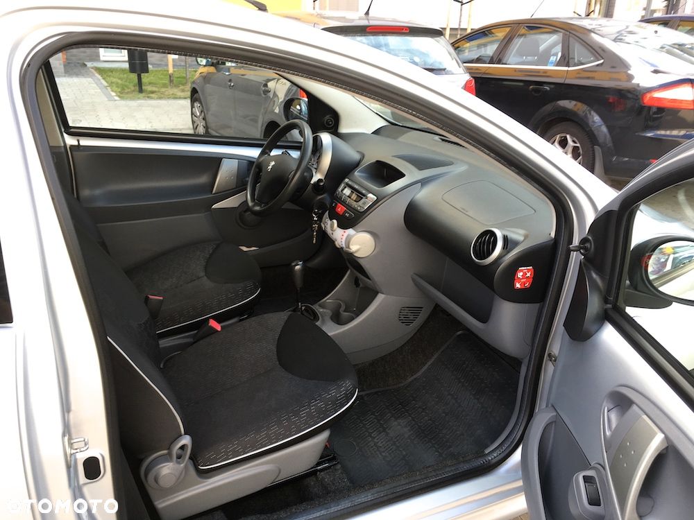 Peugeot 107 1.0 Trendy - 8