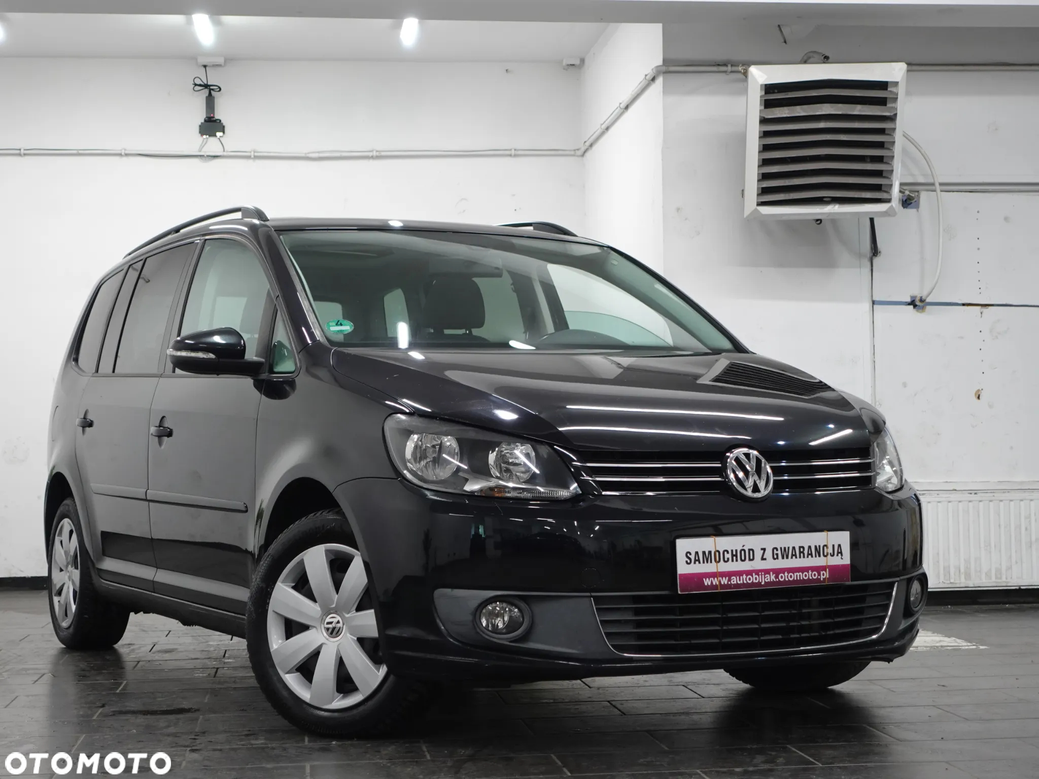 Volkswagen Touran 2.0 TDI DPF Comfortline - 12