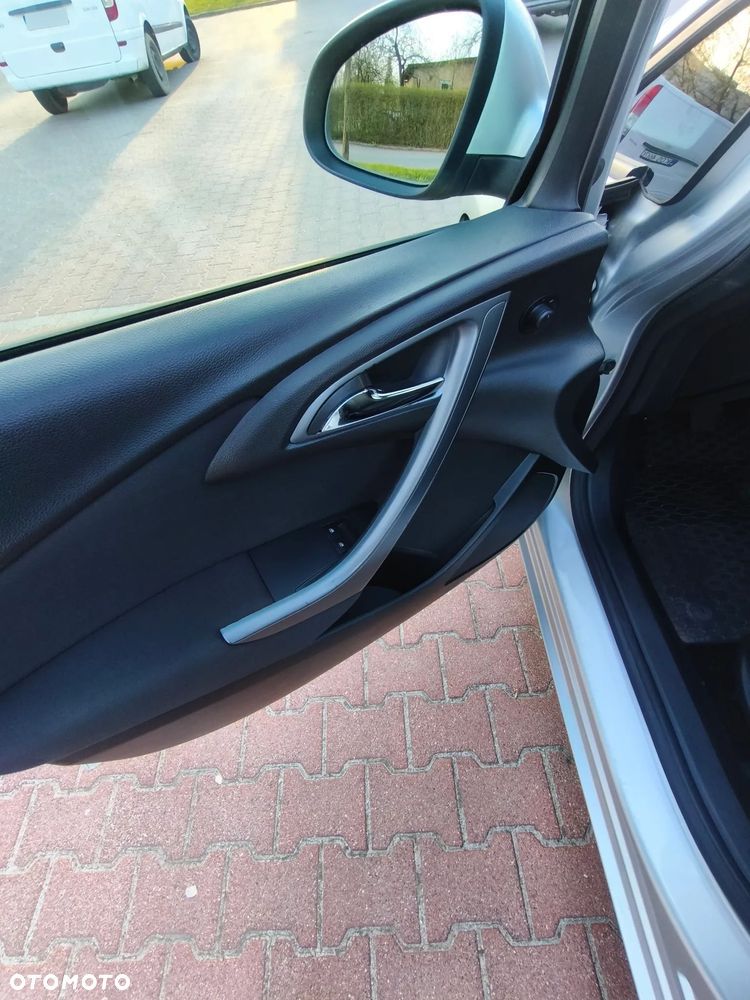 Opel Astra 1.4 T Sport - 8