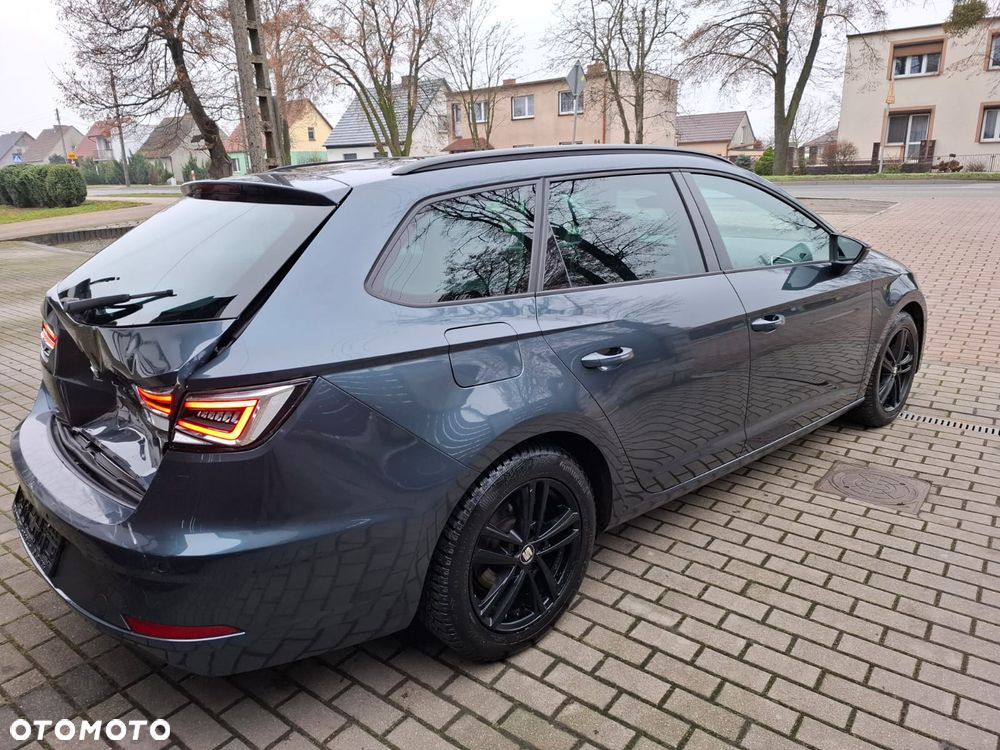 Seat Leon 1.5 TSI ACT OPF FR Black Matt Edition - 4