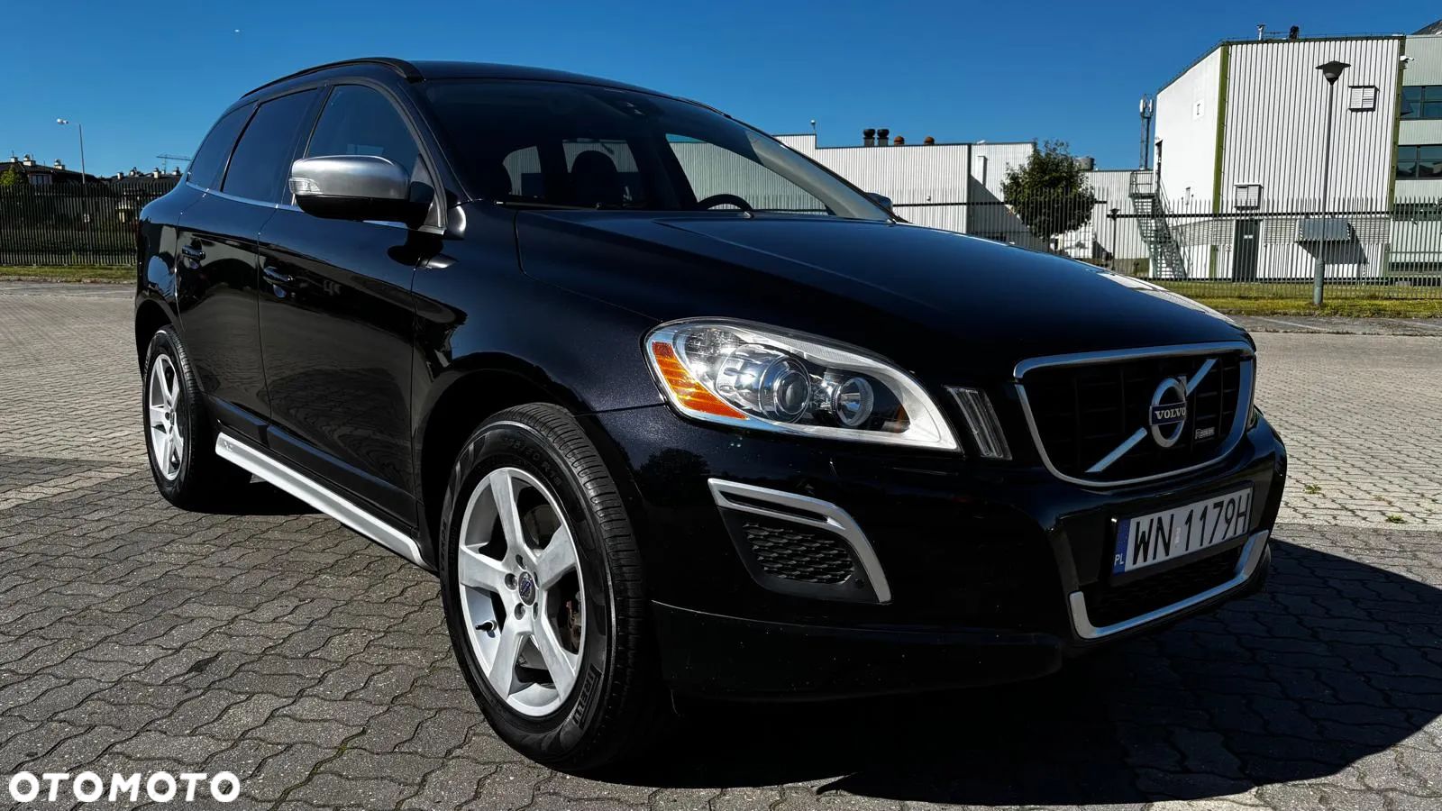 Volvo XC 60 D4 R-Design - 1