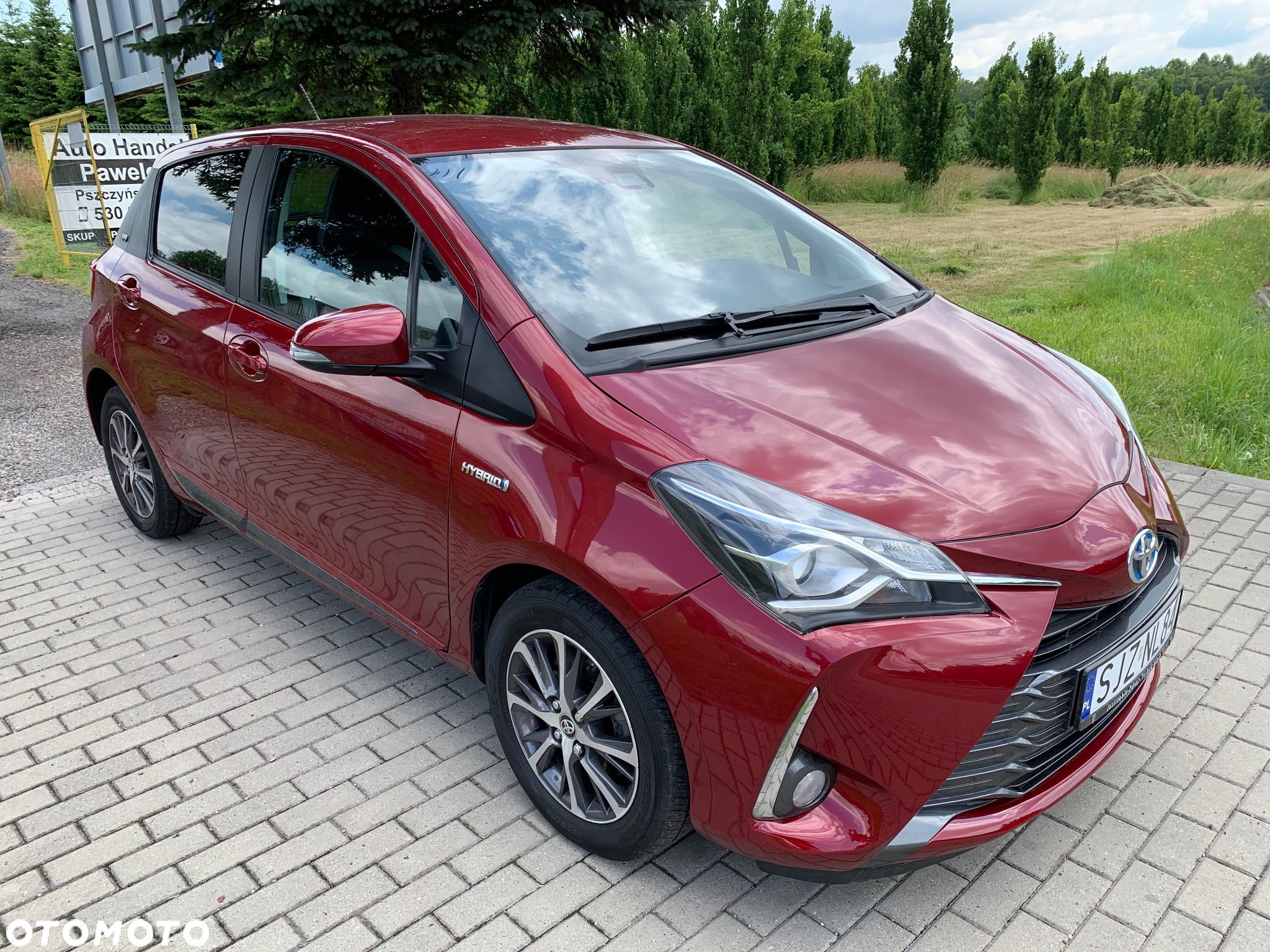 Toyota Yaris Hybrid 1.5 VVT-i Edition-S - 1