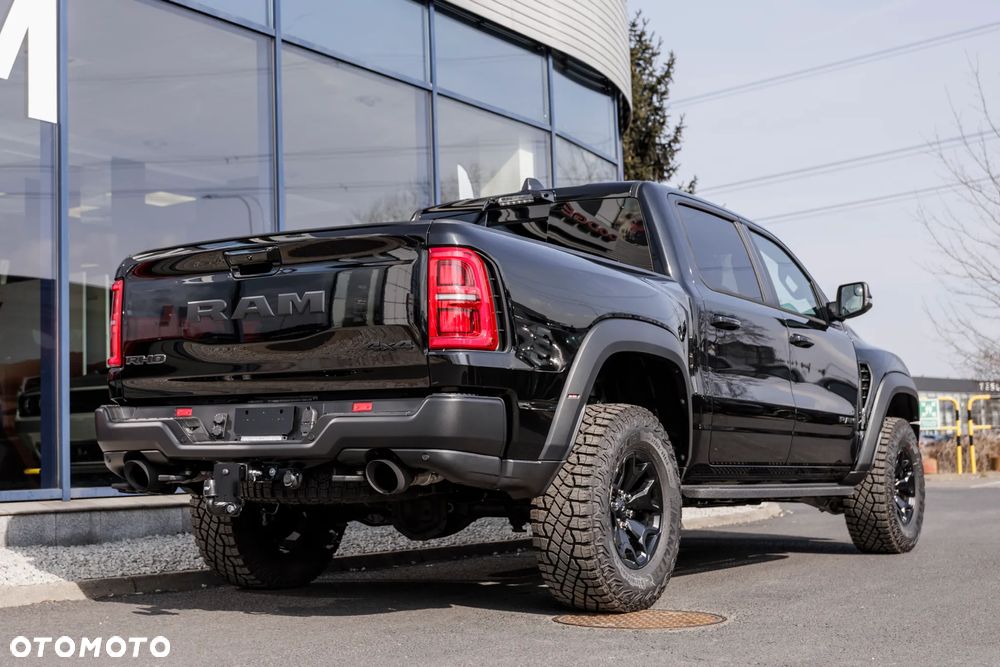 RAM 1500 RHO - 10