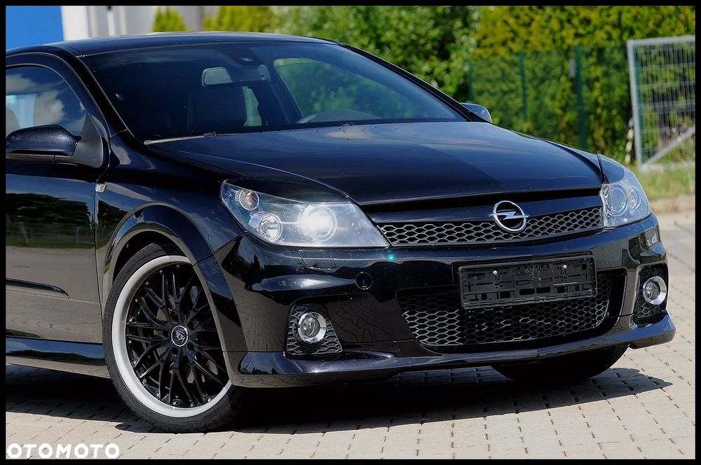 Opel Astra OPC - 5