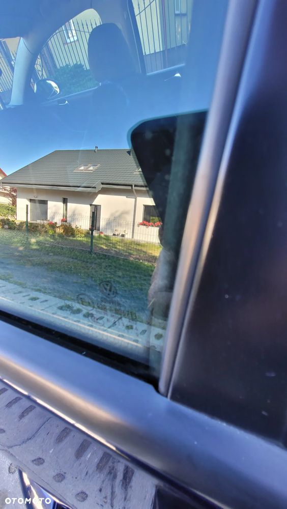 Volkswagen Passat 1.6 TDI DPF BlueMot Comfortline - 35