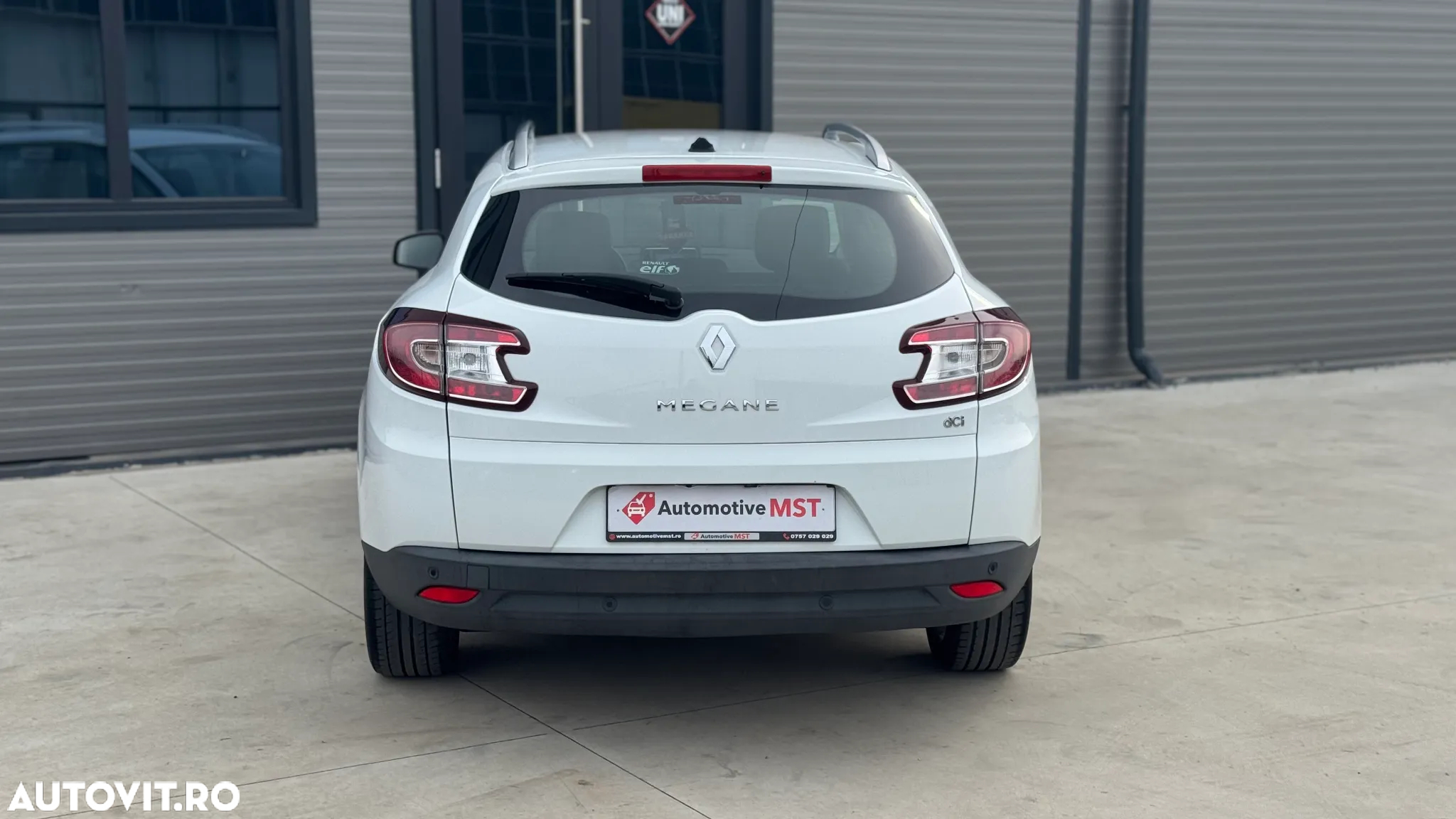 Renault Megane dCi 110 FAP LIMITED - 7