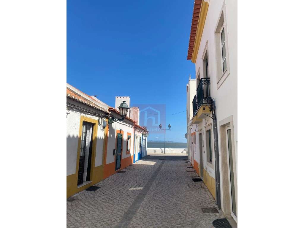 Casa T2 vista rio no centro histórico de Alcochete - Grande imagem: 5/29