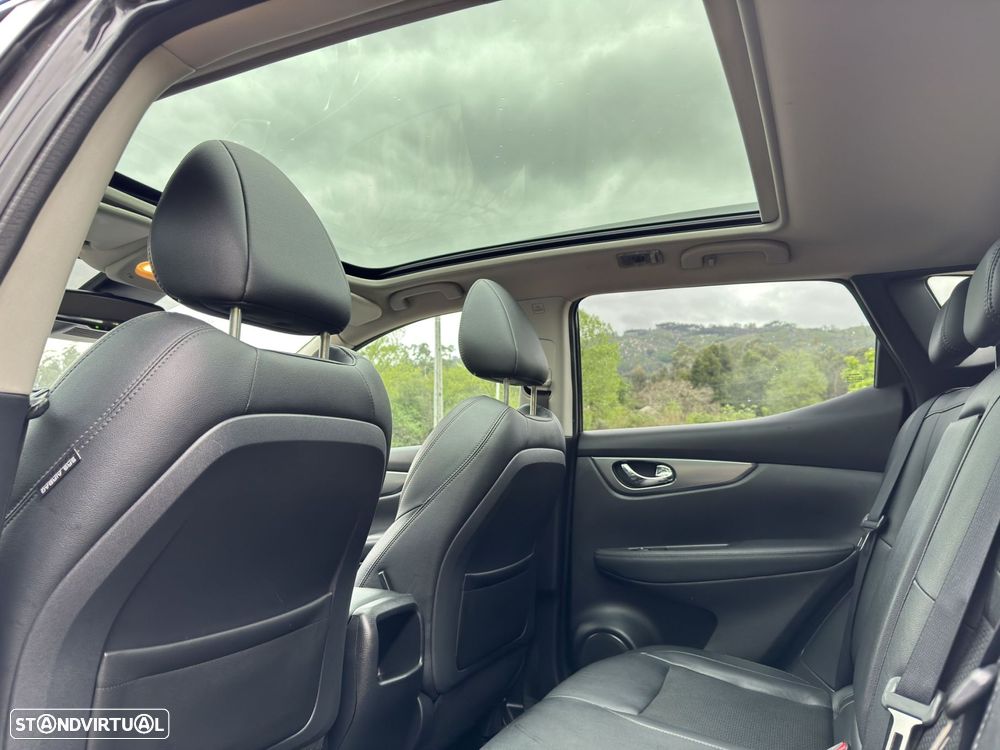 Nissan Qashqai 1.6 dCi Acenta Connect Xtronic - 17