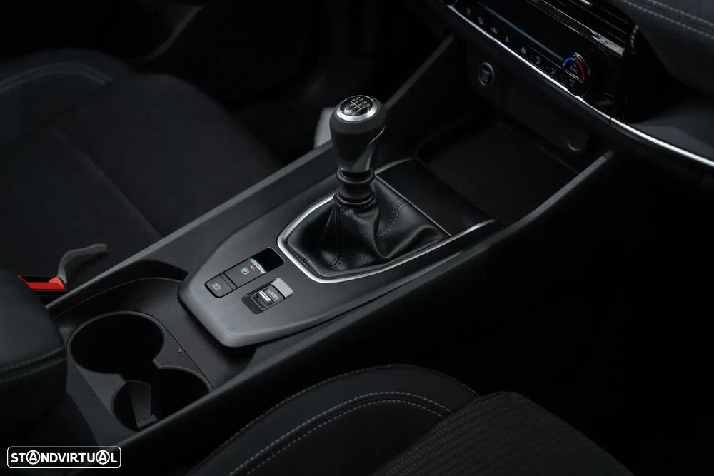 Nissan Qashqai 1.3 DIG-T Engage - 21