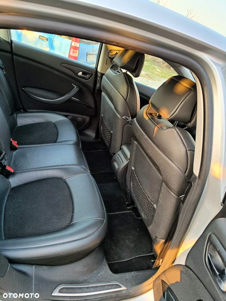 Citroën C5 HDi 140 FAP Exclusive - 8