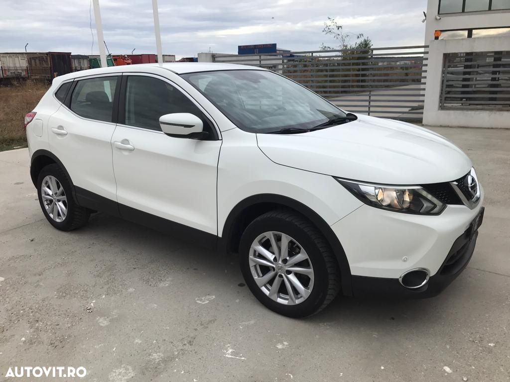 Nissan Qashqai 1.5 DCI N-Connecta - 2