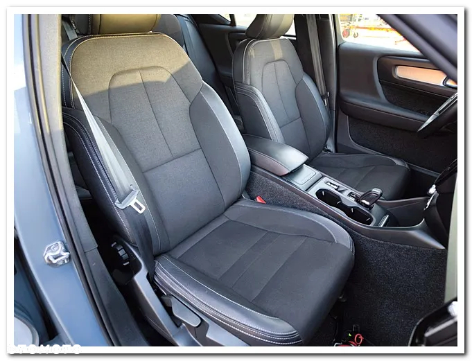 Volvo XC 40 D3 Geartronic Momentum - 27