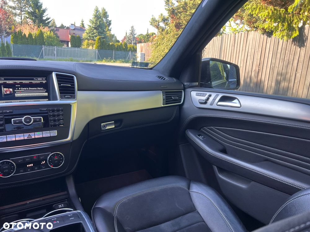 Mercedes-Benz ML 500 BlueEff 4-Matic - 12